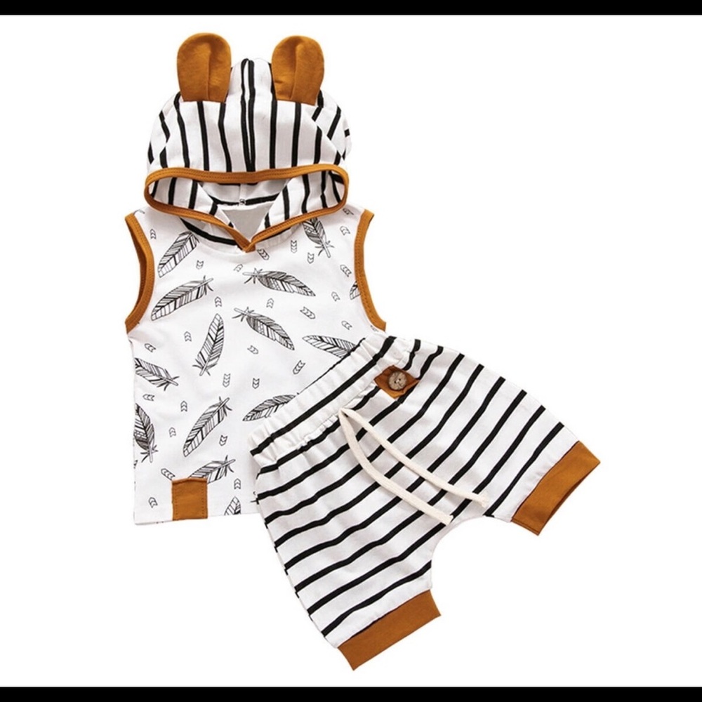 Feather Striped Outfit